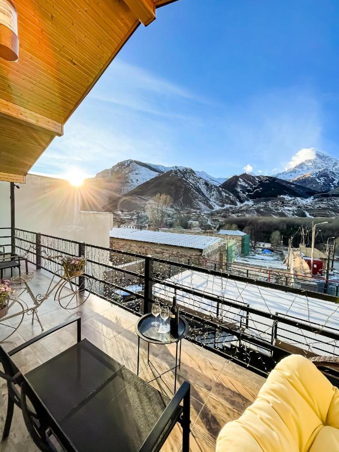 Belmonte Kazbegi Hotel Exterior foto