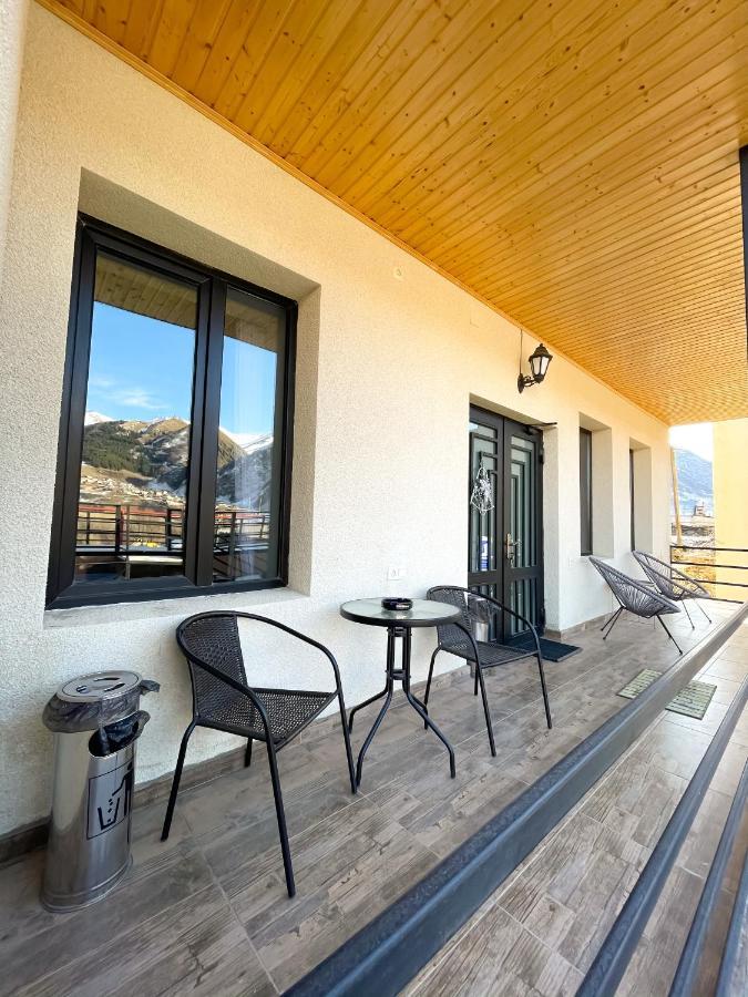 Belmonte Kazbegi Hotel Exterior foto
